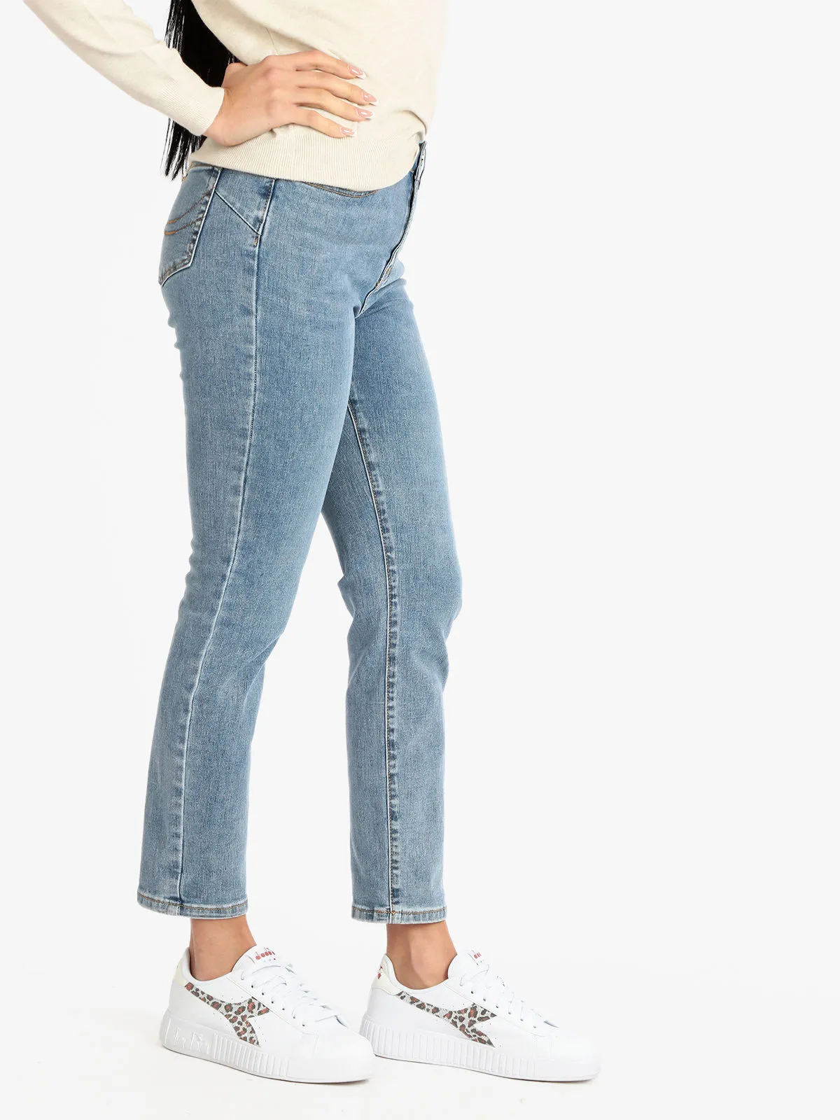 Farfallina Jean femme coupe classique