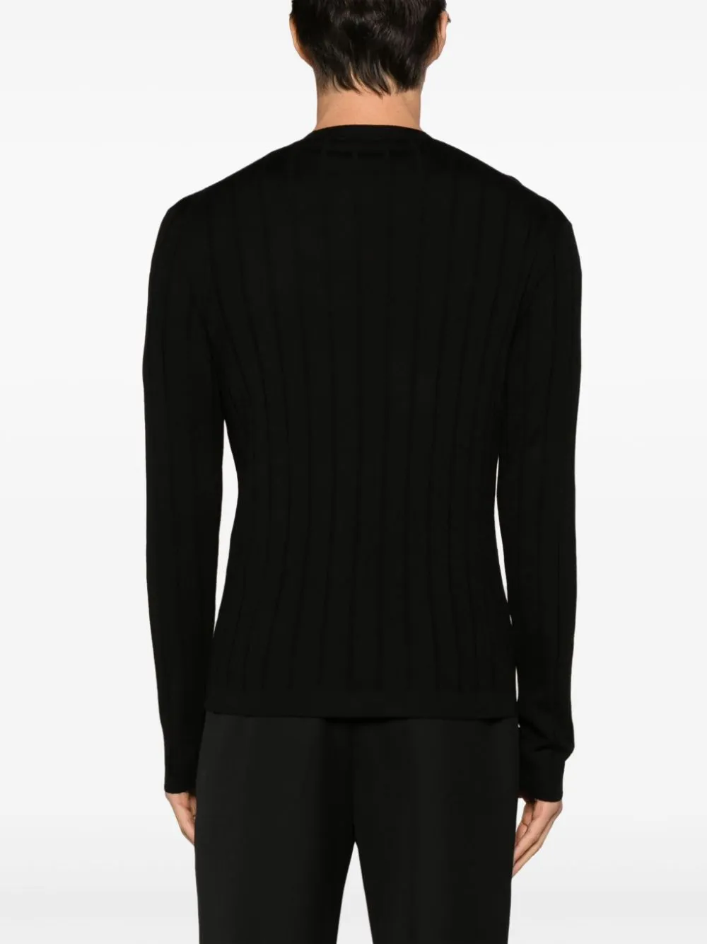 maglione nero a coste