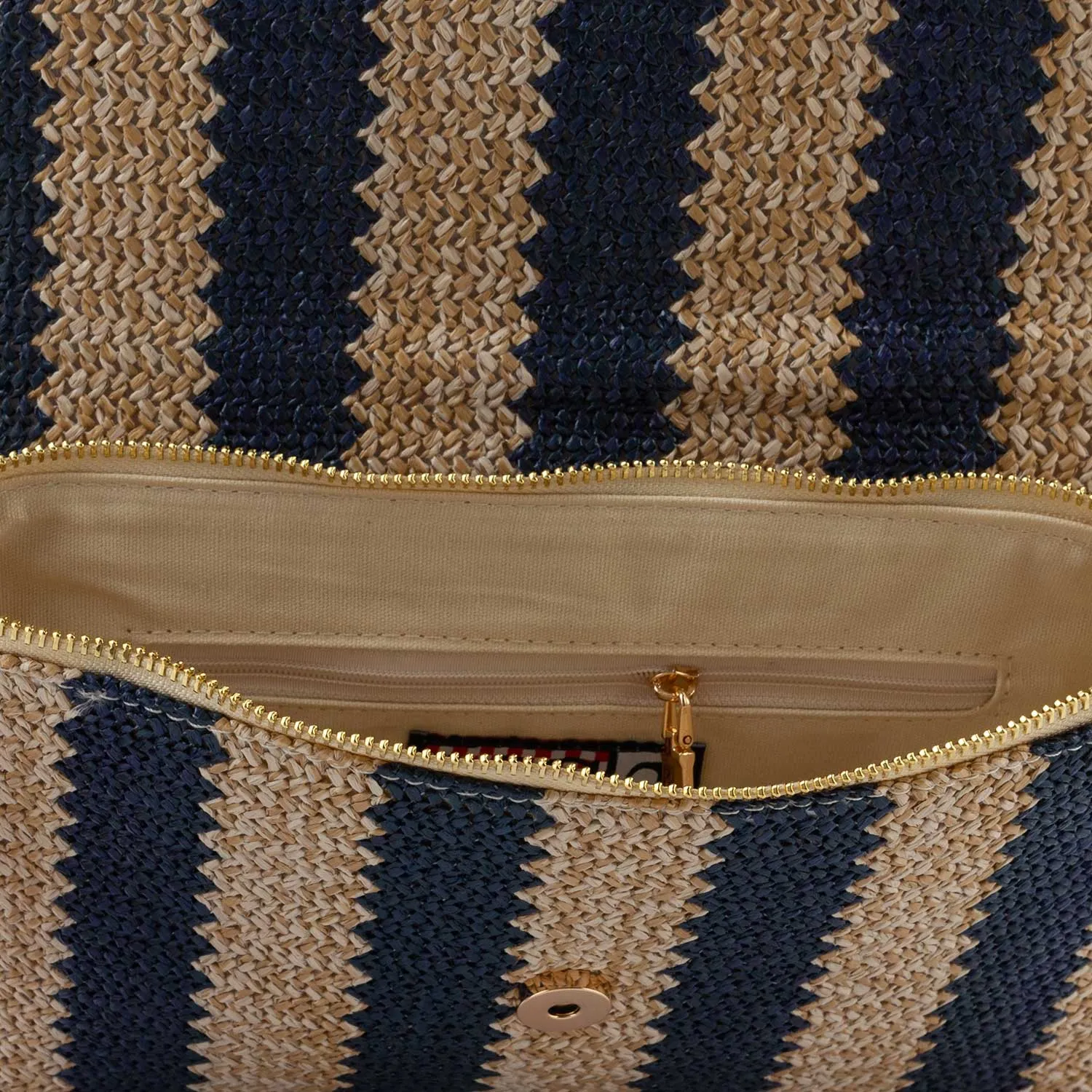 Pochette Di Paglia A Strisce Naturale E Blu Scuro
